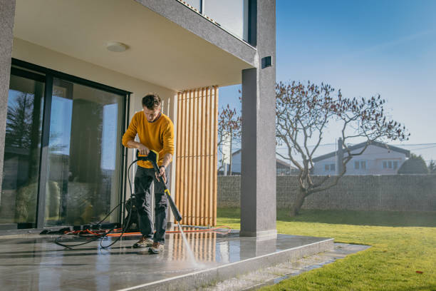 Best Animal Enclosure Cleaning  in Independence, OH